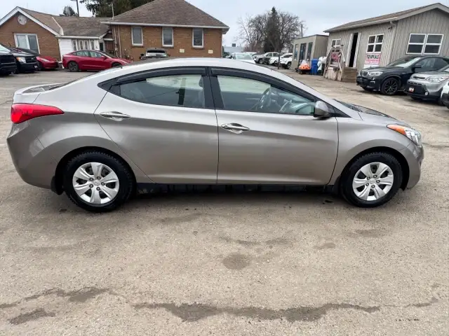 2013 Hyundai Elantra L, MANUAL, WELL MAINTAINED, CERTIFIED - Photo 6