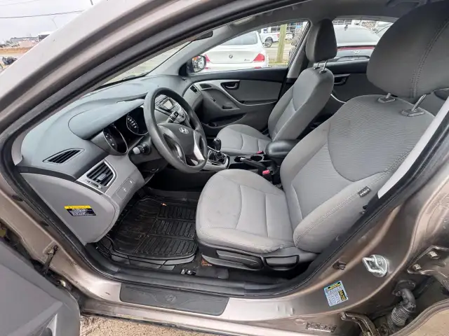 2013 Hyundai Elantra L, MANUAL, WELL MAINTAINED, CERTIFIED - Photo 12