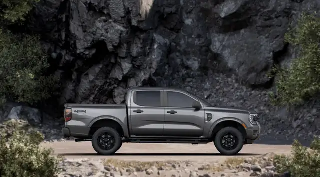 2026 Ford Ranger XLT | BLACK APPEARANCE PACKAGE | TOW PACKAGE - Photo 6