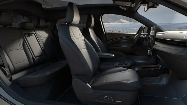 2026 Ford Mustang Mach-E PREMIUM | PANORAMIC VISTA ROOF | - Photo 5