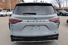 2025 Toyota Sienna XSE - Photo 3