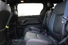 2025 Toyota Sienna XSE - Photo 10