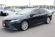 2020 Toyota Camry XLE - Photo 2