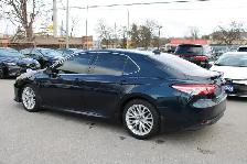 2020 Toyota Camry XLE - Photo 4