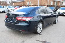 2020 Toyota Camry XLE - Photo 5