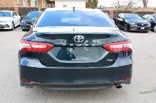 2020 Toyota Camry XLE - Photo 6