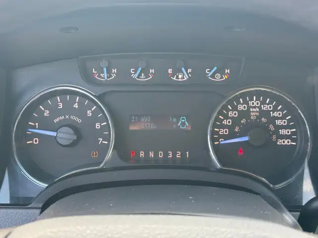 2011 Ford F-150 XL LONG BOXGREAT CONDITION - Photo 21