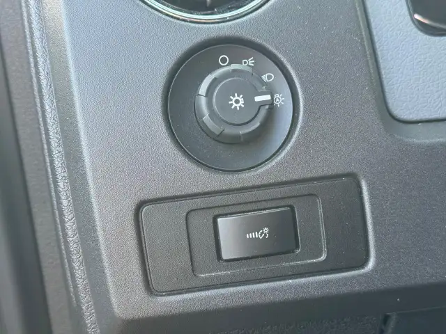 2011 Ford F-150 XL LONG BOXGREAT CONDITION - Photo 24