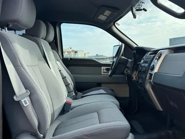 2011 Ford F-150 XL LONG BOXGREAT CONDITION - Photo 28