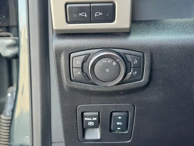 2018 Ford F-150 LARIAT DEALER SERVICEDEXCELLENT CONDITION - Photo 27