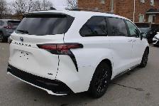 2025 Toyota Sienna XSE - Photo 5