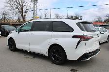 2025 Toyota Sienna XSE - Photo 6