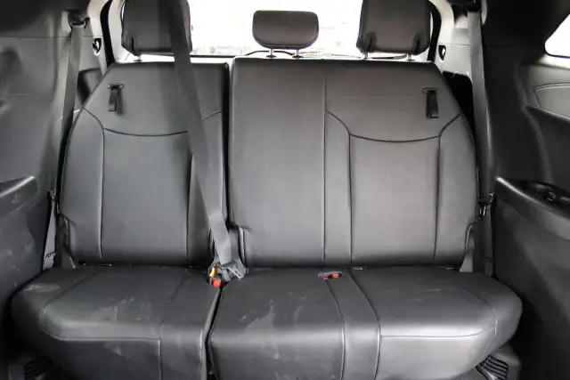 2025 Toyota Sienna XSE - Photo 19