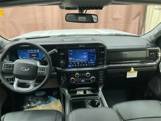 2026 FORD F-350 Super Duty Lariat - Photo 11