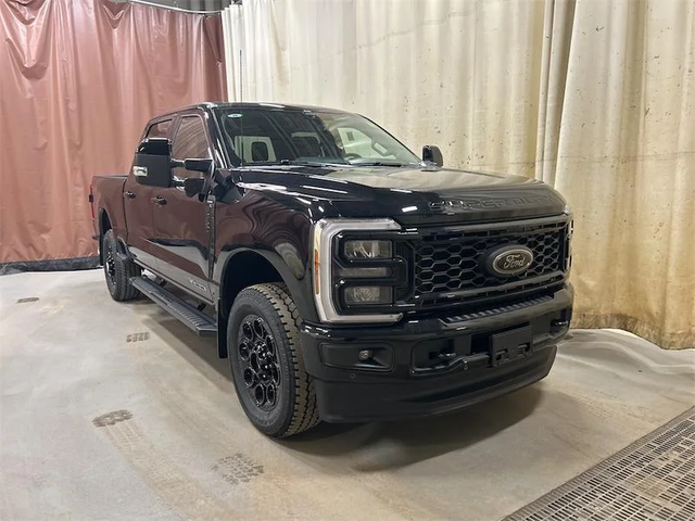 2026 FORD F-350 Super Duty Lariat - Photo 8