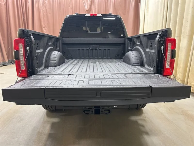 2026 FORD F-350 Super Duty Lariat - Photo 16