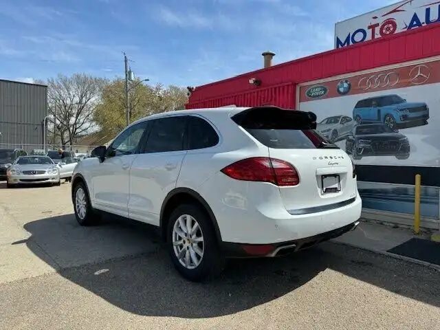 2014 Porsche Cayenne Sport - Photo 17