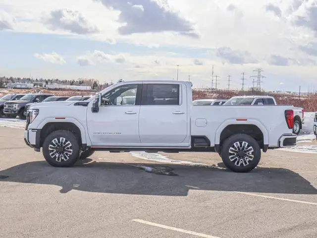 2026 GMC Sierra 2500HD Denali Ultimate - Photo 5