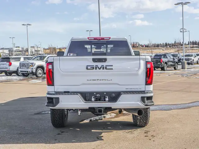 2026 GMC Sierra 2500HD Denali Ultimate - Photo 7