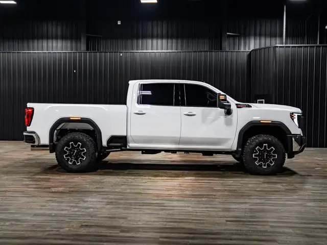 2026 GMC Sierra 3500HD SLE | 2in Level | AT4X Wheels | Wrangler - Photo 17