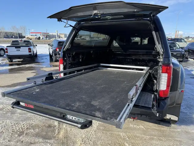 2019 Ford Super Duty F-350 DRW KING RANCH! / LOADED! / TONS OF U - Photo 7