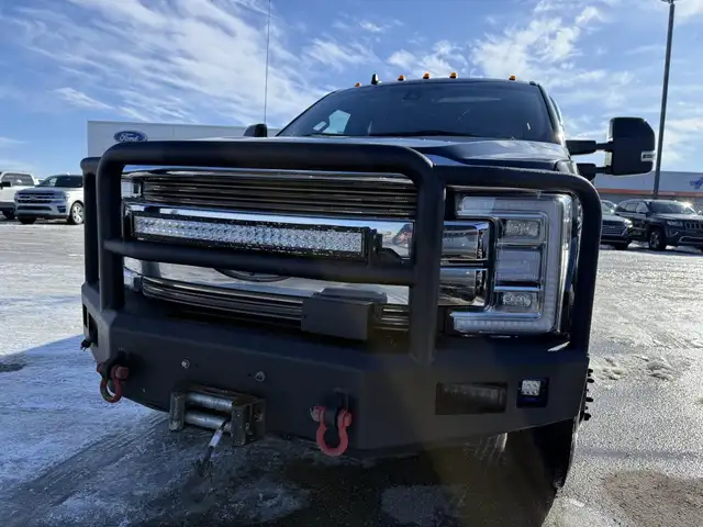 2019 Ford Super Duty F-350 DRW KING RANCH! / LOADED! / TONS OF U - Photo 10