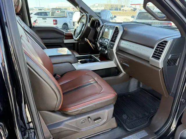 2019 Ford Super Duty F-350 DRW KING RANCH! / LOADED! / TONS OF U - Photo 13