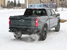 2026 Chevrolet Silverado 1500 ZR2 - Photo 13
