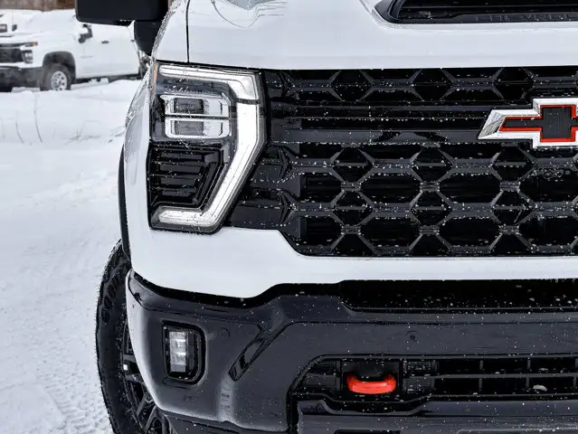 2026 Chevrolet Silverado 2500HD ZR2 - Photo 5