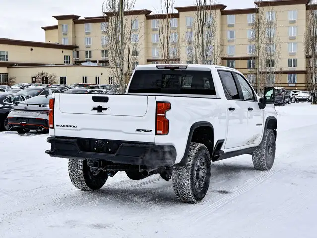 2026 Chevrolet Silverado 2500HD ZR2 - Photo 13