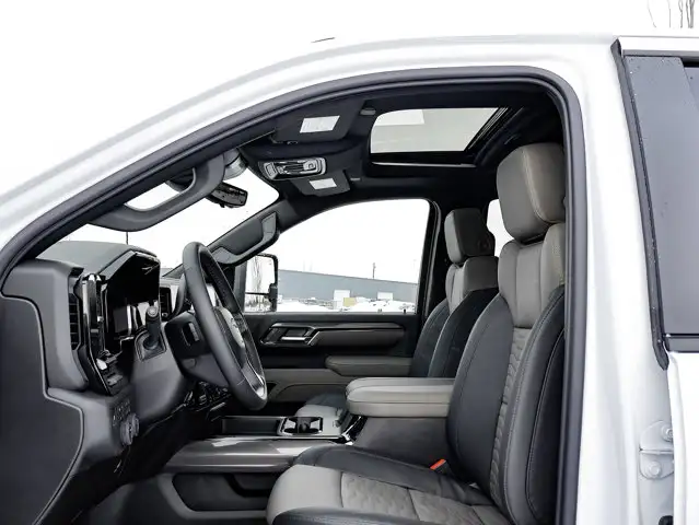 2026 Chevrolet Silverado 2500HD ZR2 - Photo 16