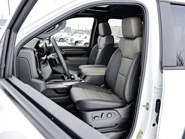 2026 Chevrolet Silverado 2500HD ZR2 - Photo 17