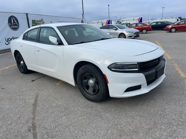 2017 Dodge Charger - Photo 3