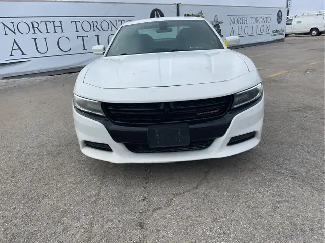2019 Dodge Charger - Photo 2