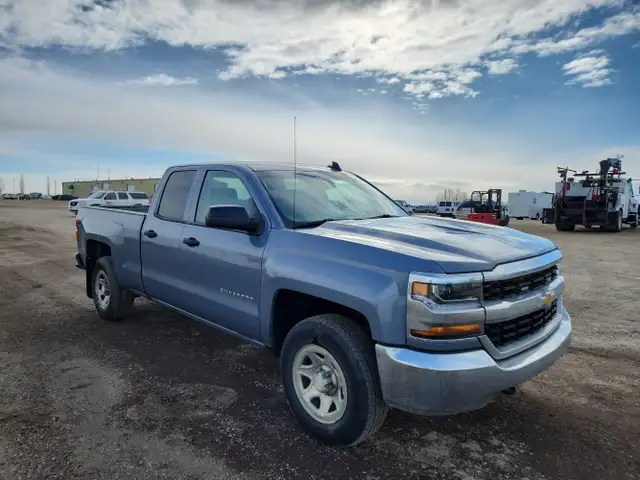 2016 Chevrolet Silverado 1500 - Photo 2