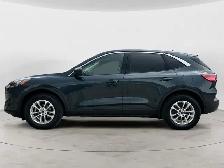 2022 Ford Escape !!SOLD!! SE 4dr All-Wheel Drive Automatic - Photo 2