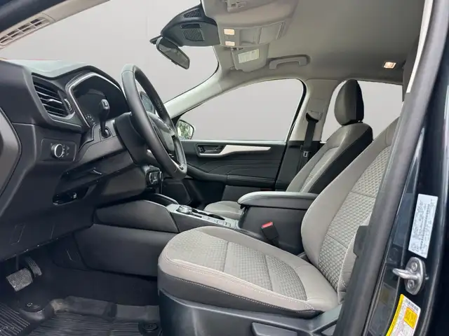 2022 Ford Escape !!SOLD!! SE 4dr All-Wheel Drive Automatic - Photo 8