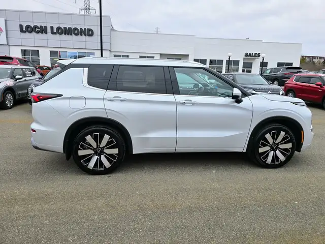 2025 Mitsubishi Outlander GT | S-AWC | Loaded 7 Seater - Photo 4