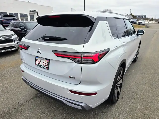 2025 Mitsubishi Outlander GT | S-AWC | Loaded 7 Seater - Photo 5
