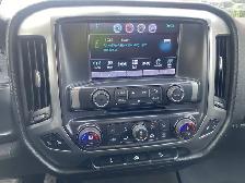 2016 Chevrolet Silverado 1500 LT Crew Cab 4WD - Photo 10