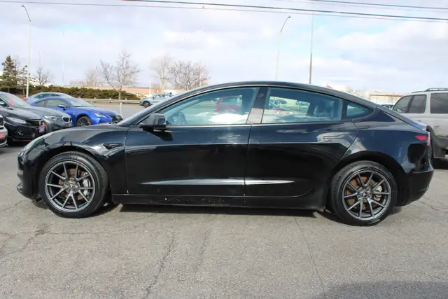 2021 Tesla Model 3 - Photo 4