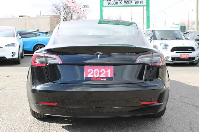 2021 Tesla Model 3 - Photo 6