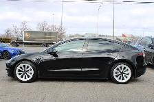 2022 Tesla Model 3 - Photo 5