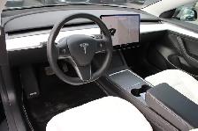 2022 Tesla Model 3 - Photo 10