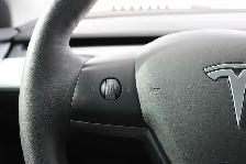 2022 Tesla Model 3 - Photo 17