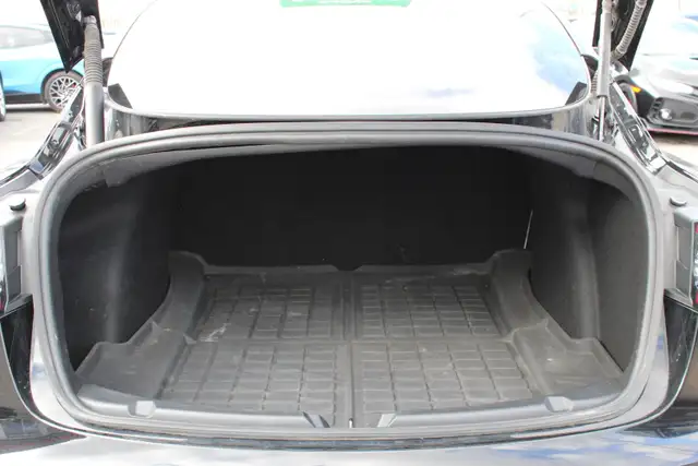 2022 Tesla Model 3 - Photo 25