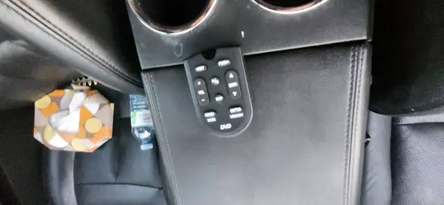 2010 Lincoln Navigator 4WD 4dr Ultimate - Photo 19