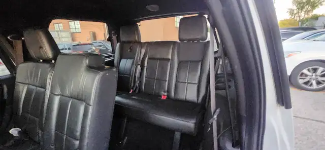 2010 Lincoln Navigator 4WD 4dr Ultimate - Photo 22