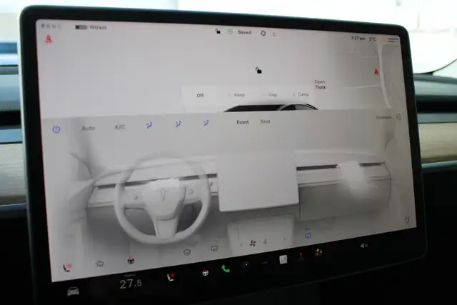 2023 Tesla Model 3 - Photo 21