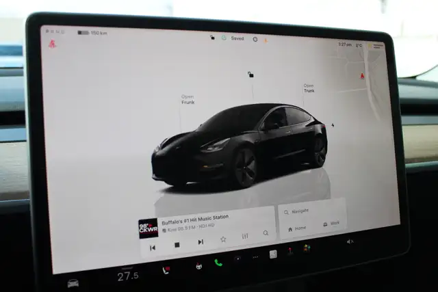 2023 Tesla Model 3 - Photo 22